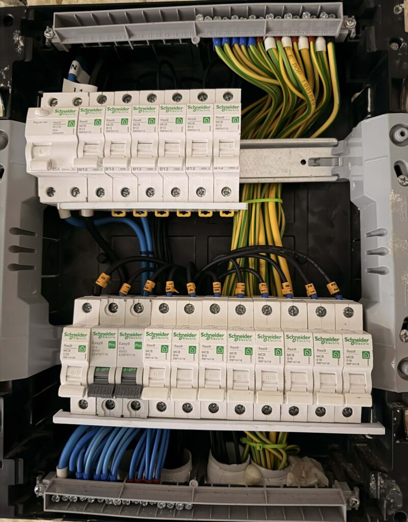 4774f9ee-b043-4593-b94f-182c16470cb6